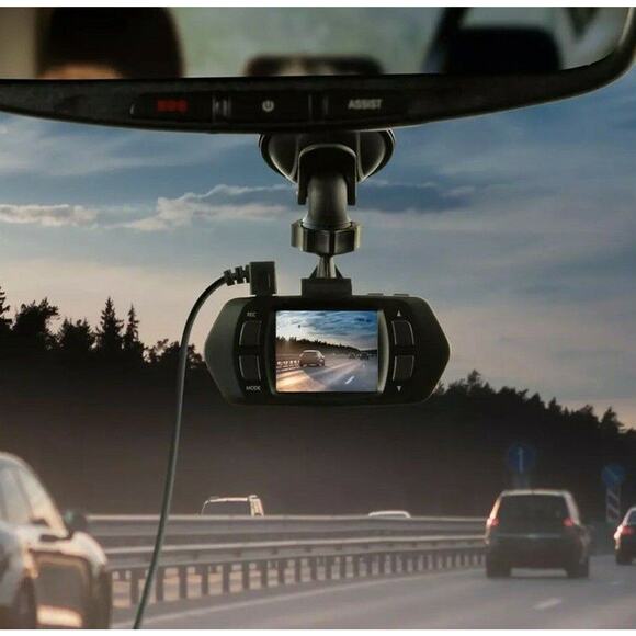 Yada Roadcam 720P Black Dash Camera, 120-Degree Wide Angle Lens, G-Sensor Techno - Picture 2 of 11